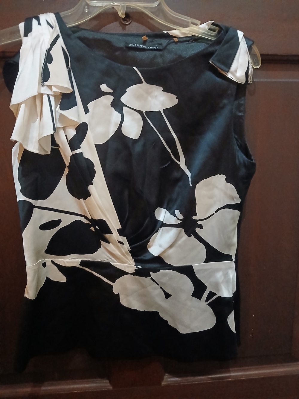 Elie Tahari Black and White Floral Ruffle Shell Size S Flirty Zip Up Side